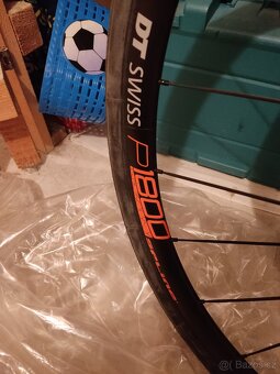 Prodám sadu kol DT swiss p1800 spline + komponenty - 6