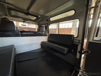 LAND ROVER DEFENDER 90 TD - 6
