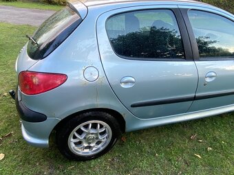 Peugeot 206 - 6