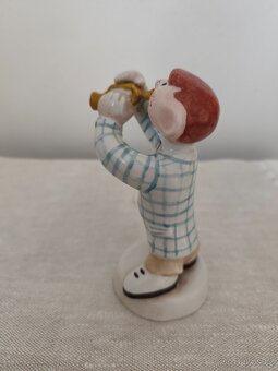 Royal dux chlapec muzikant porcelánová soška raritka - 6