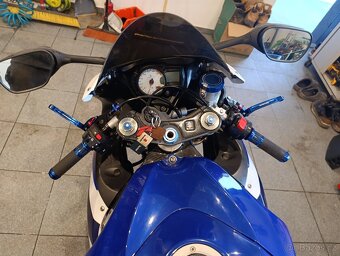 Suzuki GSX-R K7 CR doklady - 6
