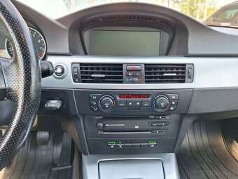 BMW 320si KŮŽE, NAVI, ŠÍBR - 6