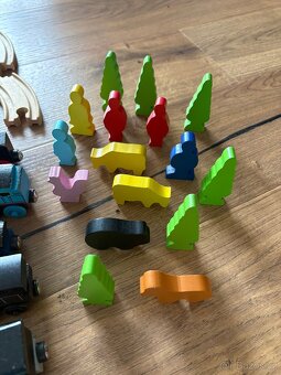 Dřevěná vláčkodráha a příslušenství - 6