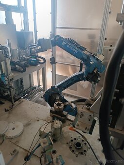Robot Motoman nx100 - 6
