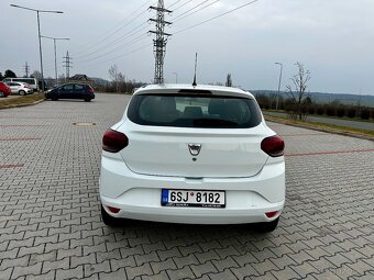 Dacia Sandero 1.0 49Kw / 2.500Km - 6