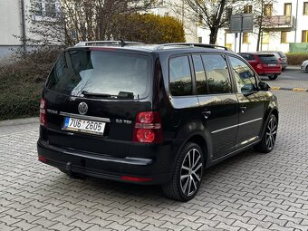 Volkswagen Touran 2.0 TDI 103kW DSG Xenony Šíbr ALU R18 Face - 6