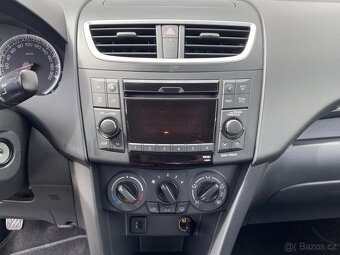 Suzuki Swift 1.2 i , 69 kW benzín, 2011 - 6