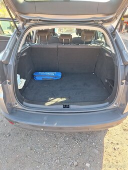 Renault Megane 1,4 TCe 96kW najeto 95 500 km - 6