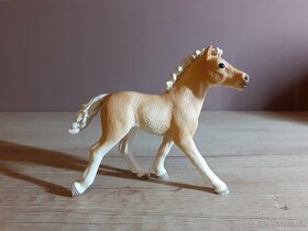 SCHLEICH Koně SBĚRATELSKÉ FIGURKY 13 - 6