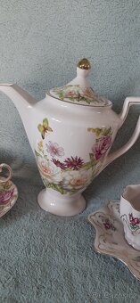 Prodám porcelán - konvici a hrníčky - 6