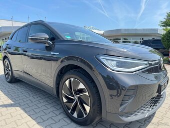 Volkswagen ID.4 Pro Perf. 150kw/tažné/matrix/panorama/450km - 6