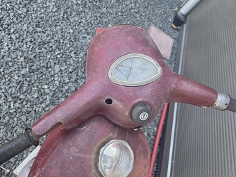 Jawa 250/559 s doklady - 6