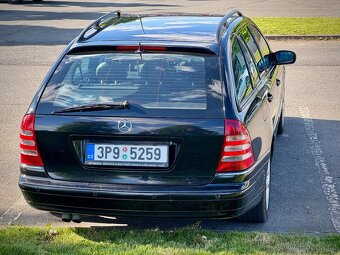 Mercedes Benz W203 C 270 cdi T Avantgarde - 6