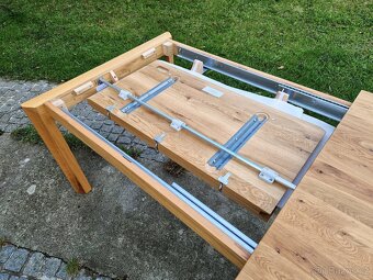 Nový rozkládací masivní dubový stůl - 6