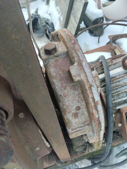 Prodám stavební vrátek, naviják. - 6