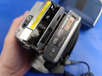 Videokamera Canon DM-MVX1i - 6