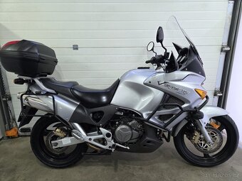 Honda XL 1000 V Varadero - 6