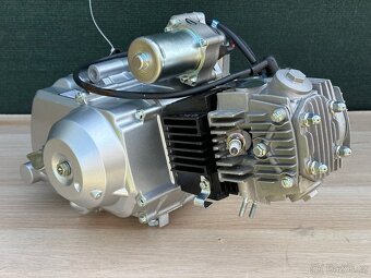 KOMPLETNÍ NOVÝ MOTOR ATV 125ccm (3+1) - 6