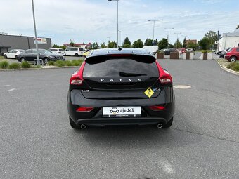 Volvo V40 D4 AUT/Polestar - 147 kW/servis. kn./v ČR-1. maj. - 6