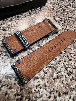 Hodinkovy reminek z trnucha kuze 26mm - 6
