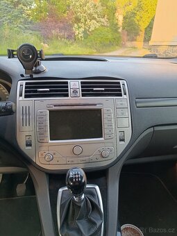 Ford Kuga - 6