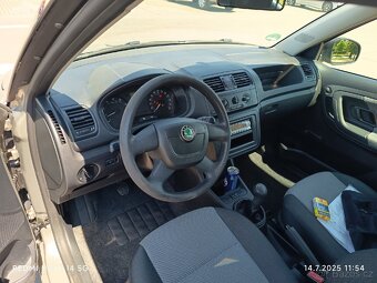 Prodám ŠKODA fabia 2 - 6