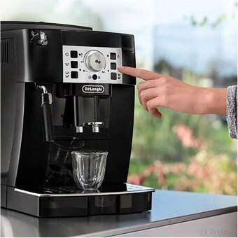 Nový plnoautomat. kávovar DeLonghi Magnifica S ECAM22.115.B - 6