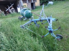 Prodám obraceč sena Kuhn - 6