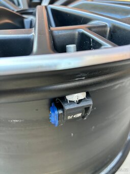 R21 EQE AMG Mercedes R21 Alu Kola 21 - 6