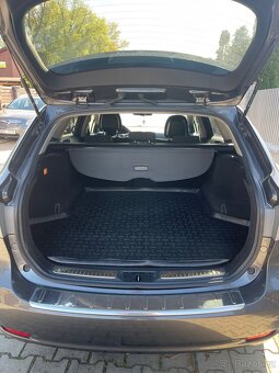 Toyota Avensis - 6