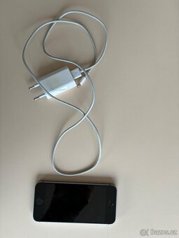 použitý Iphone SE - 6