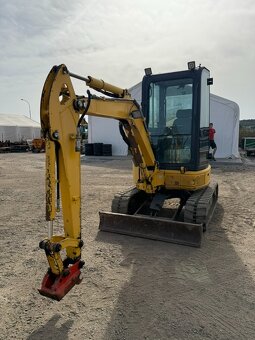 Komatsu PC26MR - 6