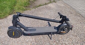 Prodám e-koloběžku XIAOMI Mi - 6