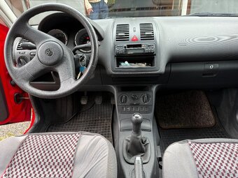 VW Polo 1.0, 55 000 km, garážované, 1. majitel, TOP stav - 6