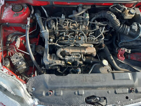 Toyota Corolla 1,4 D-4D 66kW 2005 Combi 1ND - dily - 6