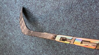 BAZAR - HRÁČSKÁ HOKEJKA CCM TACKS AS6 PRO JUNIOR - 6