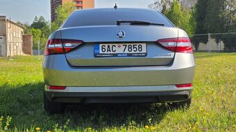 Superb 2.0Tdi 110kw - 6