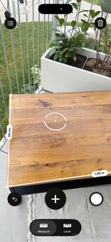 Prodám konferenční stolek – dubový masiv & černá ocel - 6