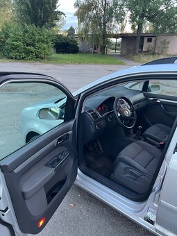 Volkswagen Touran 1t1 1.9tdi 77kw 7.míst - 6