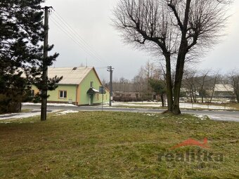 Prodej stavebního pozemku 700 m2 v obci Křišťanovice, okres - 6