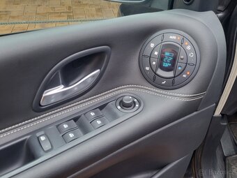 Renault Espace 2.0dCi 127kW Edition25th Panorama - 2x sada - 6