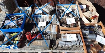 Elektrosoučástky mix - 6