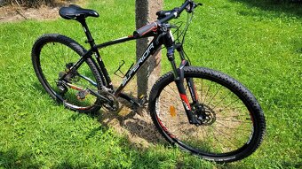 Horské kolo Superior xc809. Kola jsou 29, velikost rámu L. - 6