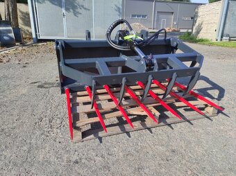 Hydraulické vidle s přídavným přidržovačem - 6