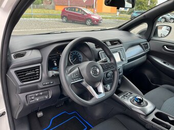 Nissan Leaf elektro 110KW,SOH92%, vč.DPH,Navi,Kamera,KeyFree - 6