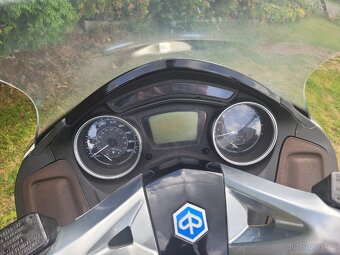 Piaggio X10 125 - 6