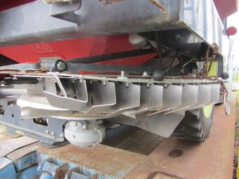 Rozmetadlo průmyslových hnojiv KVERNELAND - 6