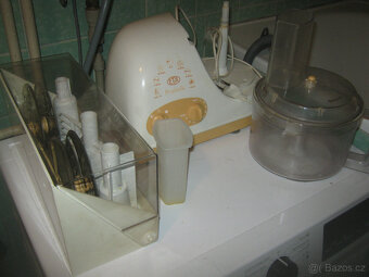 Prodám kuchynský robot mixér ETA Praktik-3024-TOP výbavě. - 6