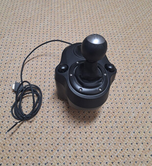 Logitech G29 + řadící páka - 6