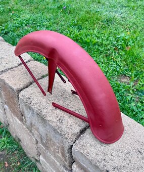 Jawa 250 350 Sport - přední blatník - 6